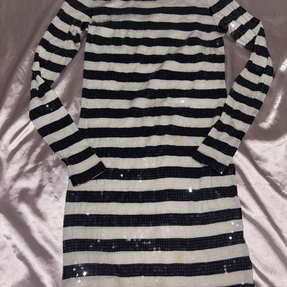 Micheal Kors Striped Black and White Sequin Dress ⭐️